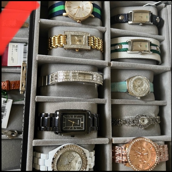 11 watches selling as a lot two Lacoste both with exchangeable band , Japan movt - Picture 4 of 17